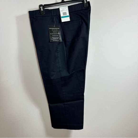 Sag Harbor Pants - Sag Harbor NWT Women's Slimming Solution Stretch Navy Capris Size 16P